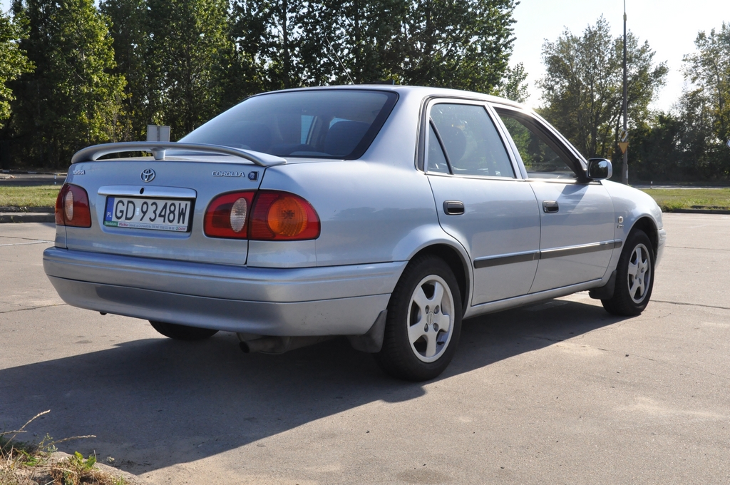 Ve 2000. Тойота Королла 111. Тойота Королла 111 кузов. Тойота Королла 112 кузов. Toyota Corolla 2001 седан.